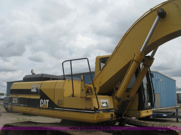 image for item H8534 1994 Caterpillar 325L excavator