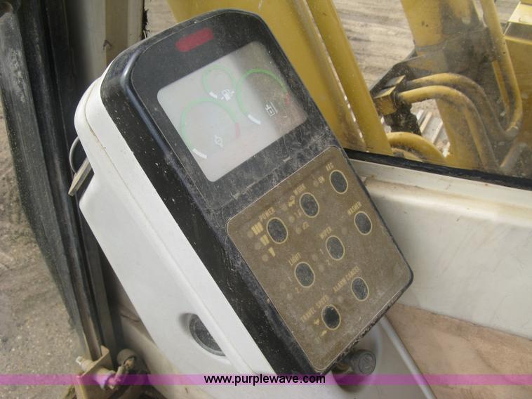 image for item H8534 1994 Caterpillar 325L excavator