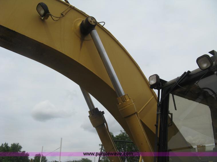 image for item H8534 1994 Caterpillar 325L excavator