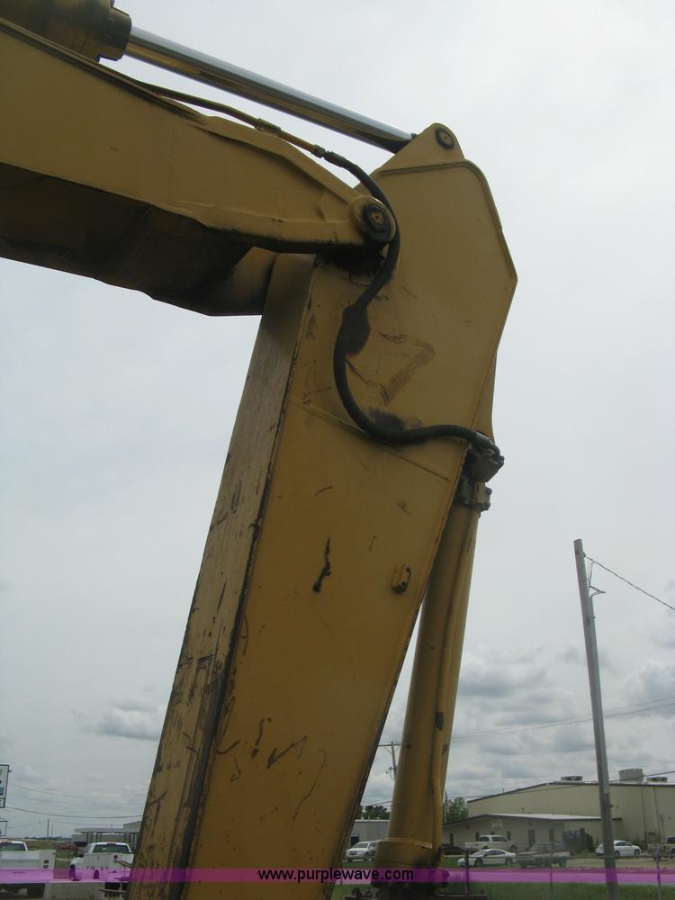 image for item H8534 1994 Caterpillar 325L excavator