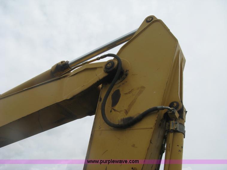 image for item H8534 1994 Caterpillar 325L excavator