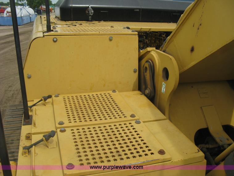 image for item H8534 1994 Caterpillar 325L excavator