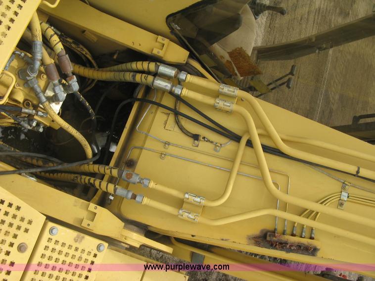image for item H8534 1994 Caterpillar 325L excavator