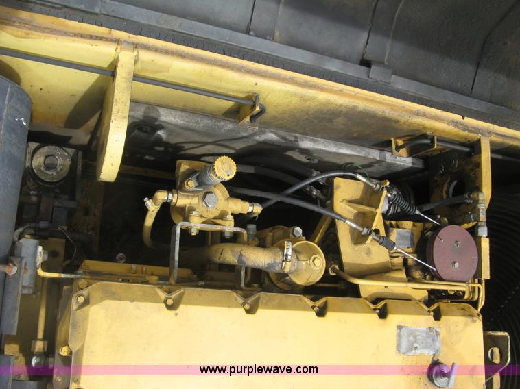 image for item H8534 1994 Caterpillar 325L excavator