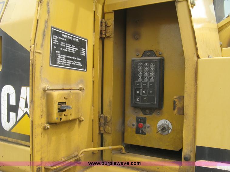 image for item H8534 1994 Caterpillar 325L excavator