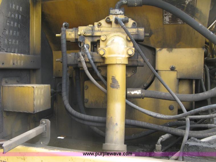 image for item H8534 1994 Caterpillar 325L excavator