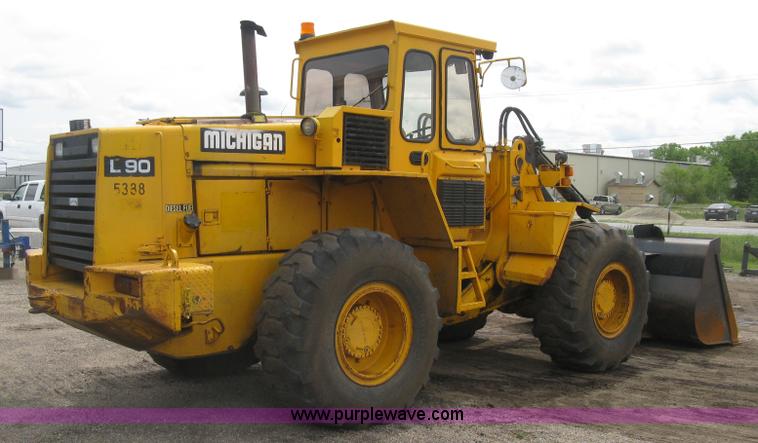 image for item H8535 Michigan L90 wheel loader