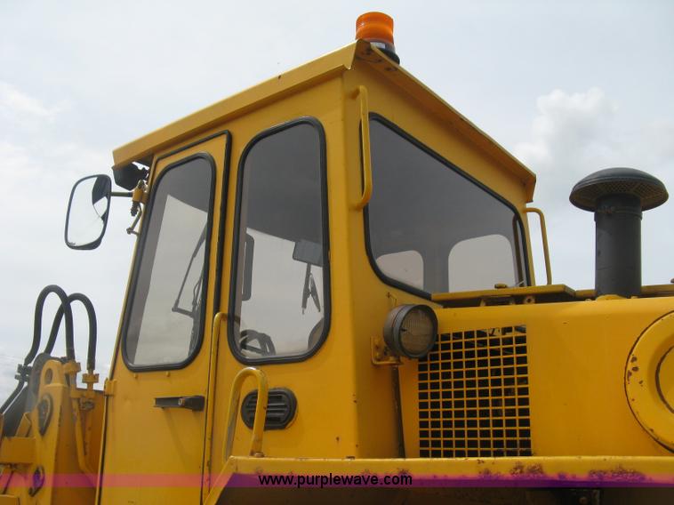 image for item H8535 Michigan L90 wheel loader