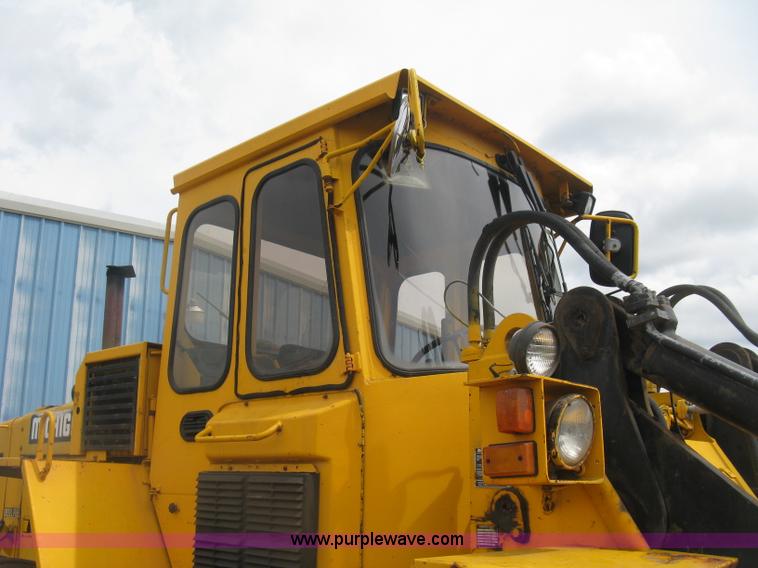 image for item H8535 Michigan L90 wheel loader