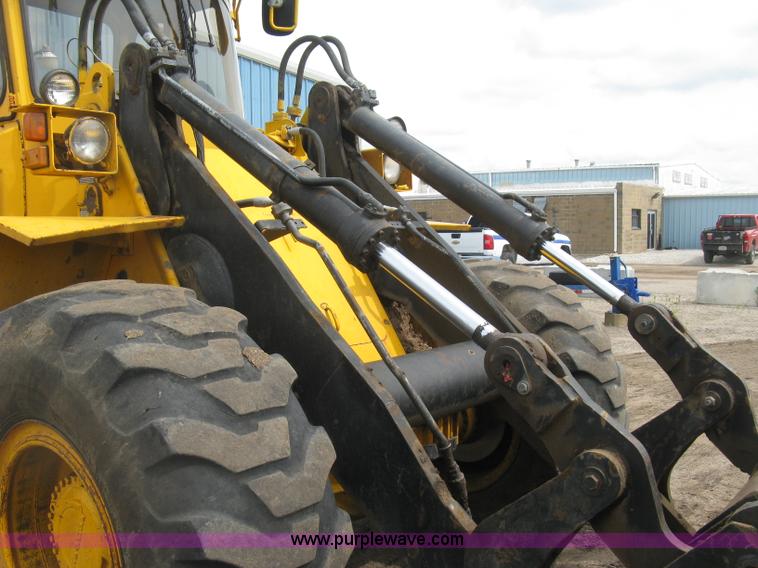 image for item H8535 Michigan L90 wheel loader