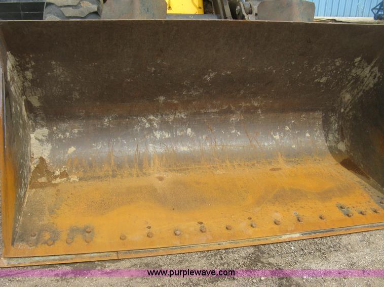 image for item H8535 Michigan L90 wheel loader