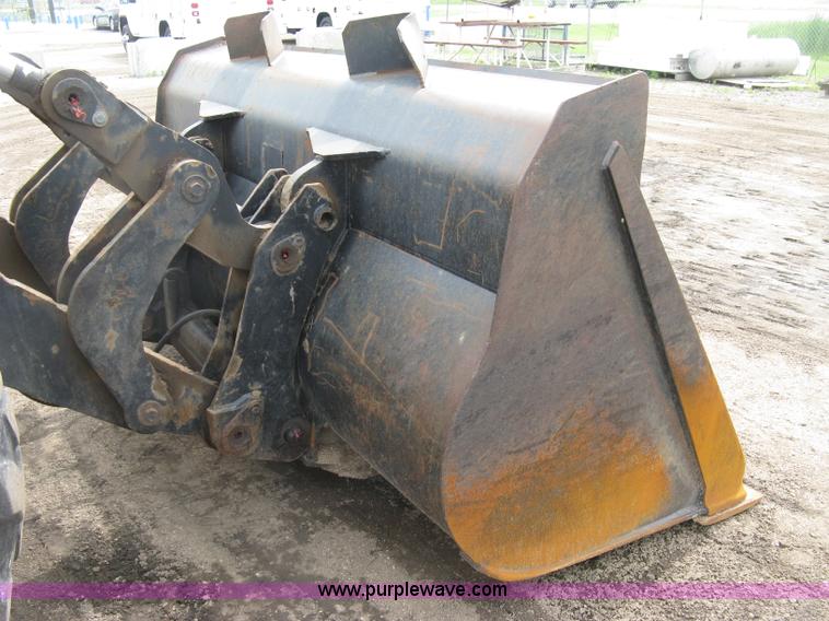 image for item H8535 Michigan L90 wheel loader