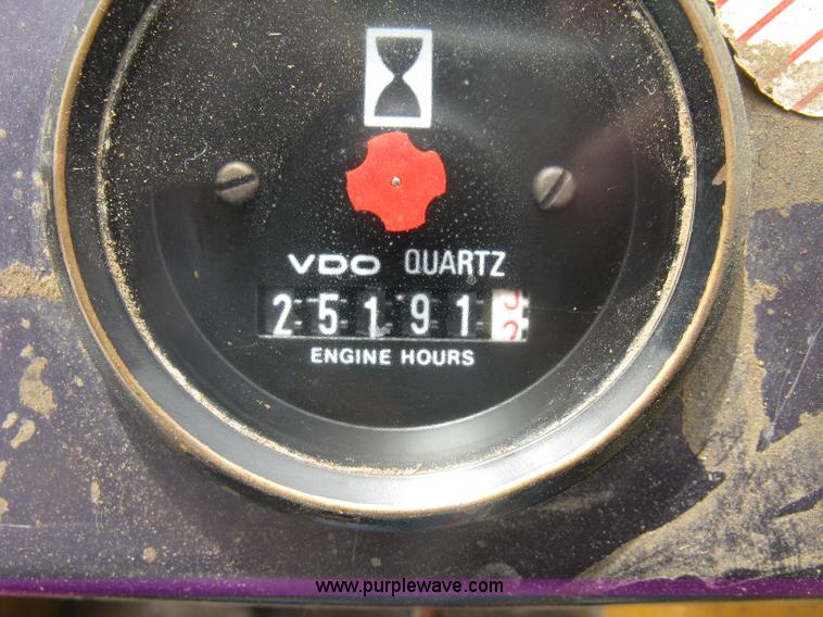 image for item H8535 Michigan L90 wheel loader