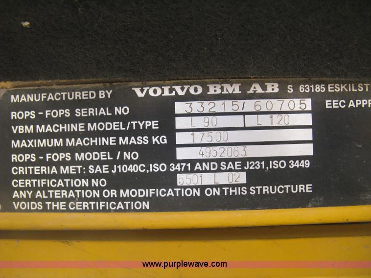 image for item H8535 Michigan L90 wheel loader