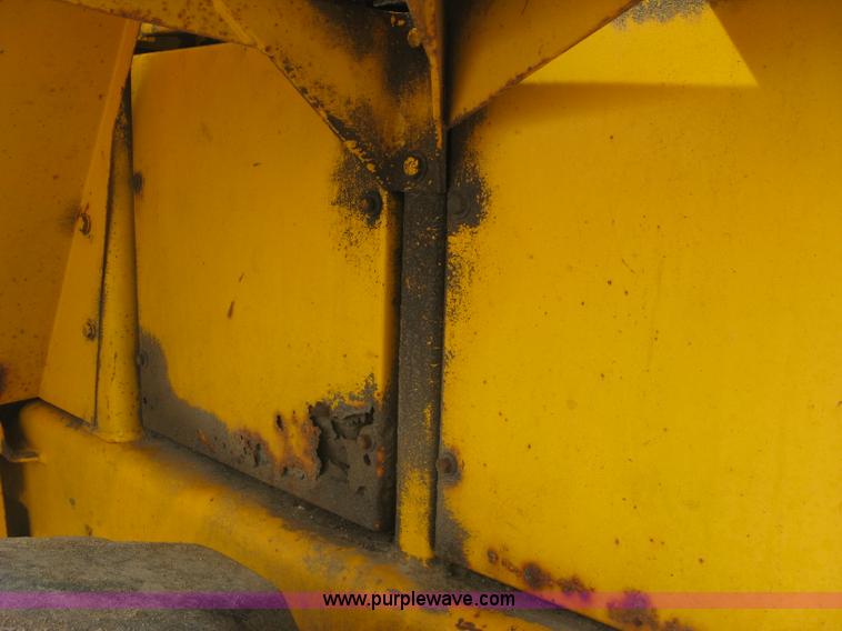 image for item H8535 Michigan L90 wheel loader