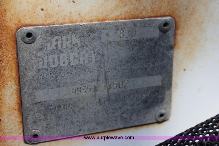 image for item I1662 1979 Bobcat 630 skid steer