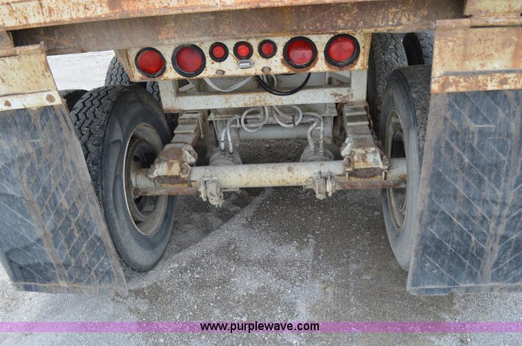 image for item I4520 1996 Western dump bed trailer