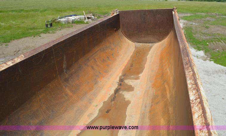 image for item I4520 1996 Western dump bed trailer