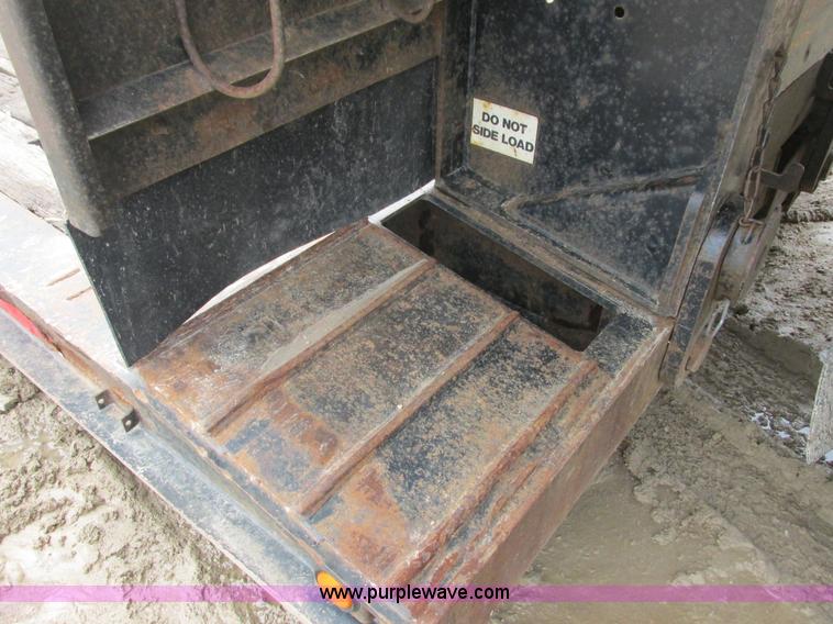 image for item J1767 1995 Trail King TK70MG-482 equipment trailer