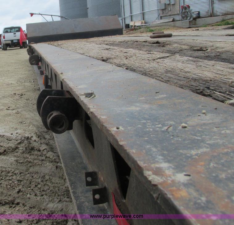 image for item J1767 1995 Trail King TK70MG-482 equipment trailer