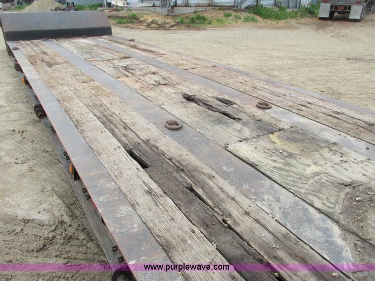 image for item J1767 1995 Trail King TK70MG-482 equipment trailer