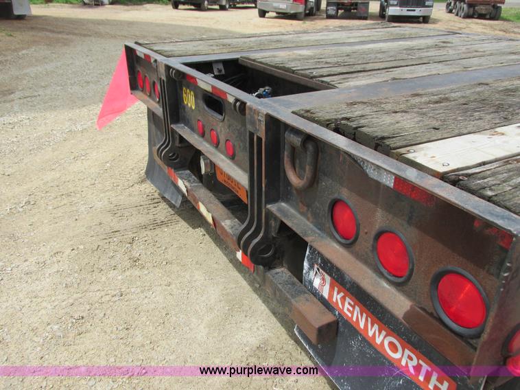 image for item J1767 1995 Trail King TK70MG-482 equipment trailer