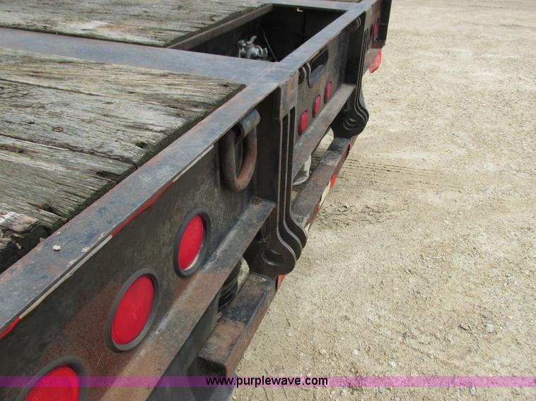 image for item J1767 1995 Trail King TK70MG-482 equipment trailer