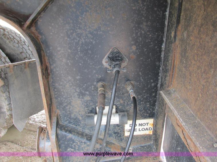 image for item J1767 1995 Trail King TK70MG-482 equipment trailer