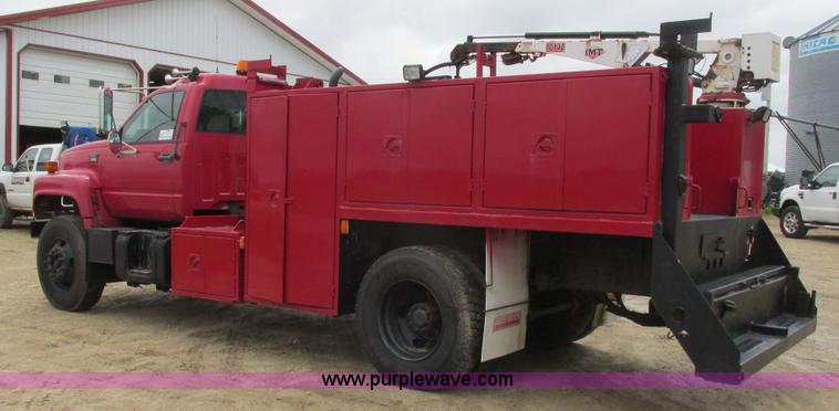 image for item J1768 2000 GMC C7500 service truck with crane