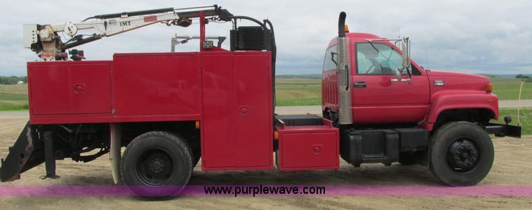 image for item J1768 2000 GMC C7500 service truck with crane