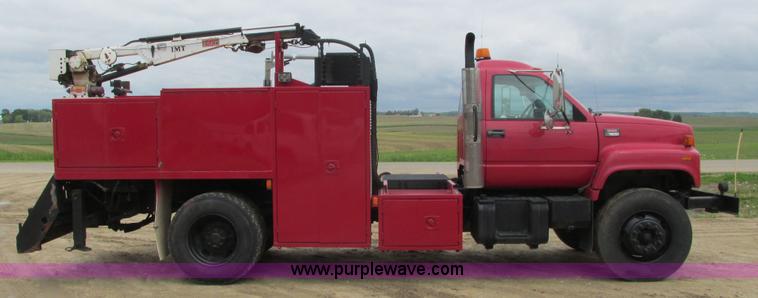 image for item J1768 2000 GMC C7500 service truck with crane