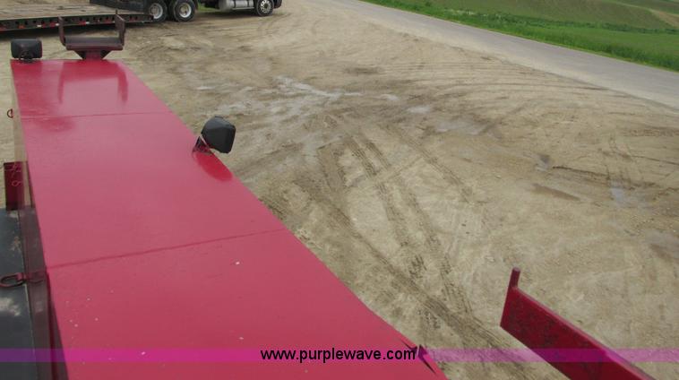 image for item J1768 2000 GMC C7500 service truck with crane