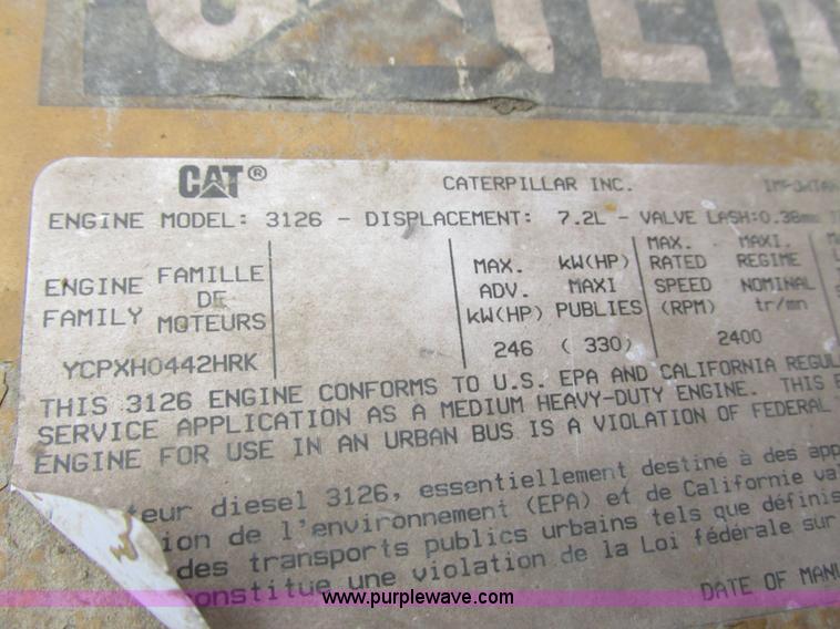 image for item J1768 2000 GMC C7500 service truck with crane