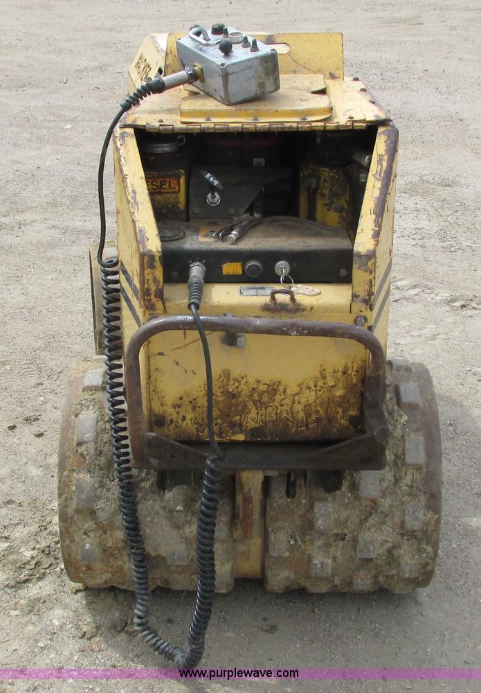 image for item J1770 Wacker RT820 vibratory trench compactor