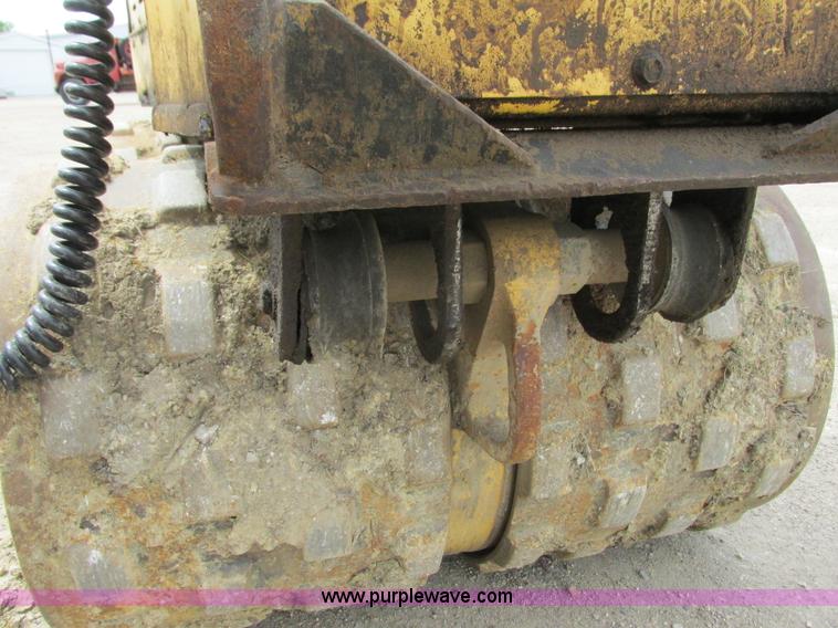 image for item J1770 Wacker RT820 vibratory trench compactor