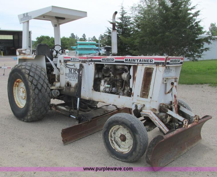 image for item J1773 Huber M-850-A maintainer