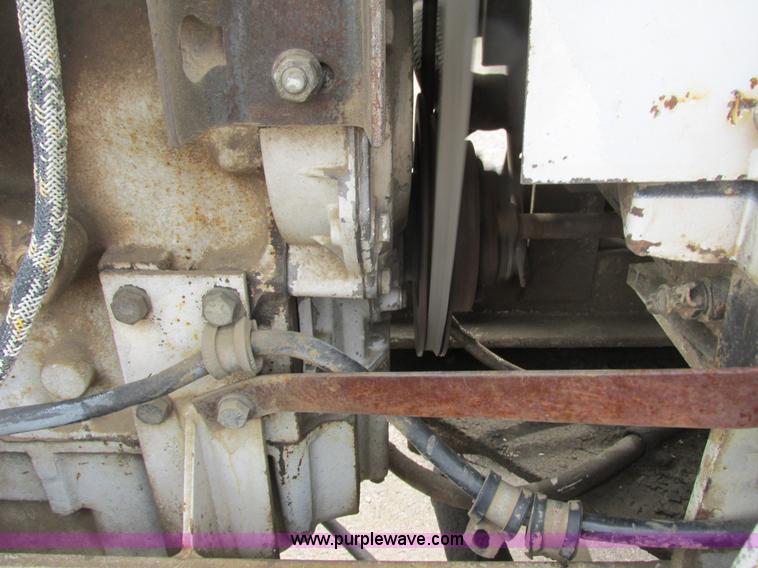 image for item J1773 Huber M-850-A maintainer