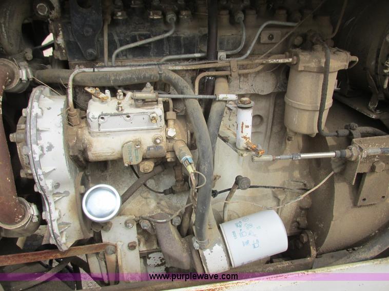 image for item J1773 Huber M-850-A maintainer