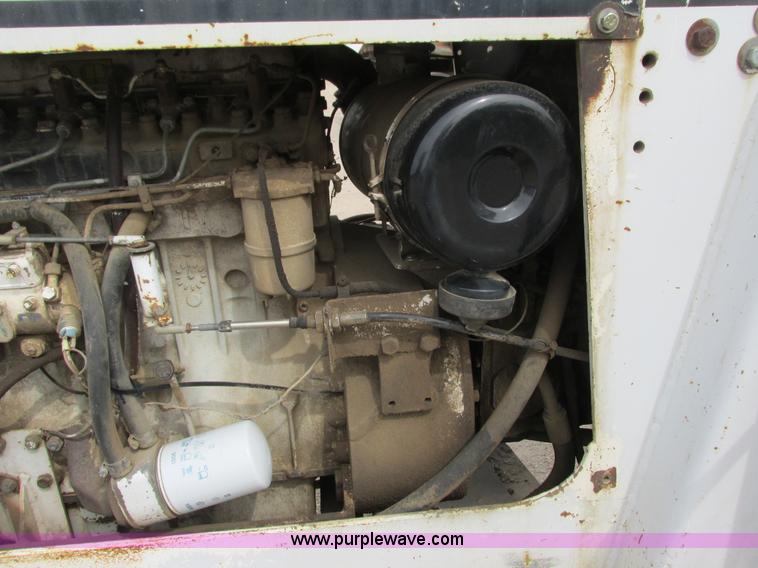 image for item J1773 Huber M-850-A maintainer