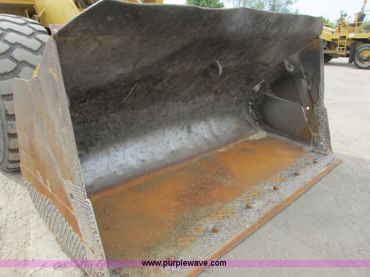 image for item J1775 1985 Caterpillar 980C wheel loader