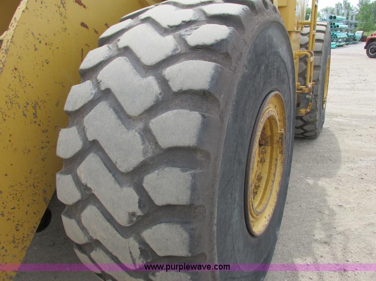 image for item J1775 1985 Caterpillar 980C wheel loader