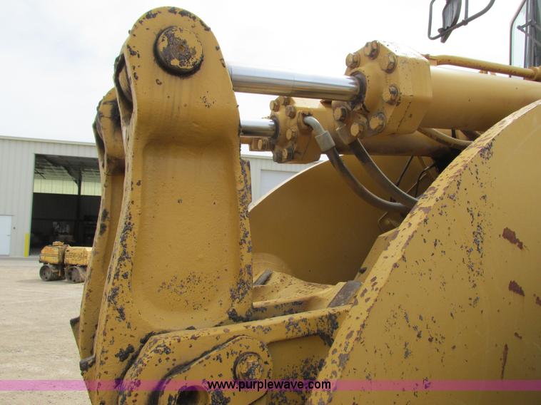 image for item J1775 1985 Caterpillar 980C wheel loader