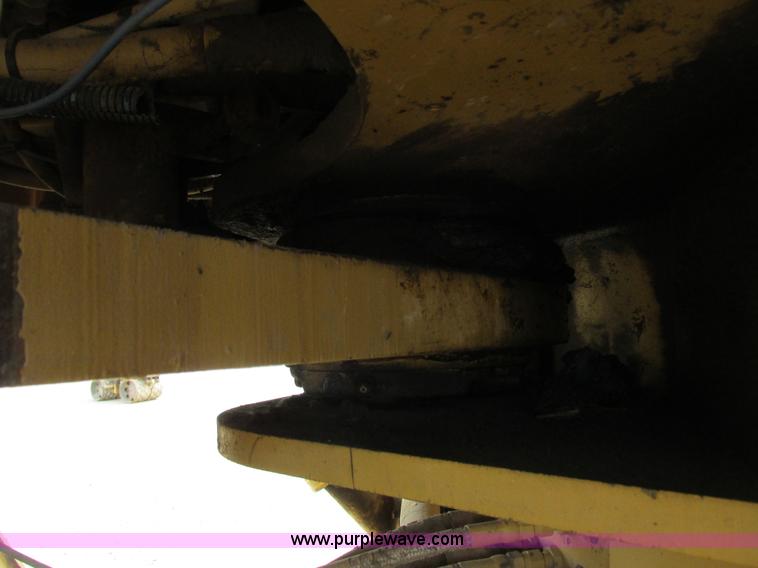 image for item J1775 1985 Caterpillar 980C wheel loader