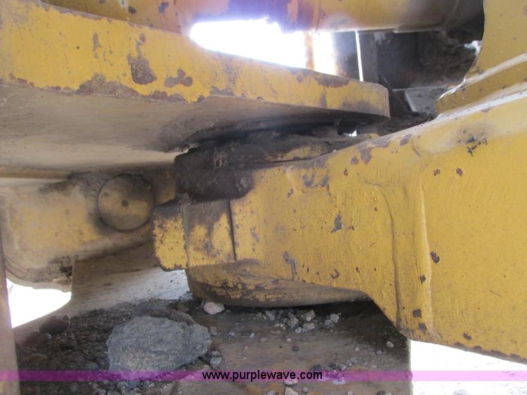 image for item J1775 1985 Caterpillar 980C wheel loader