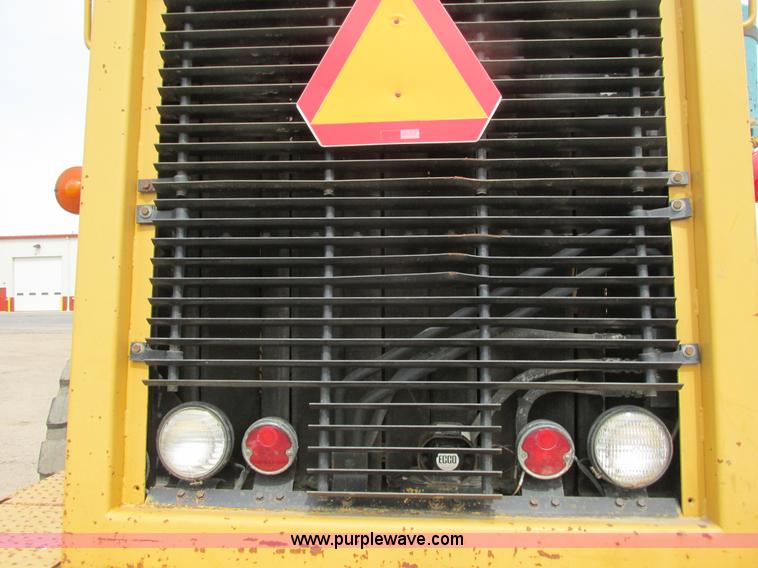 image for item J1775 1985 Caterpillar 980C wheel loader