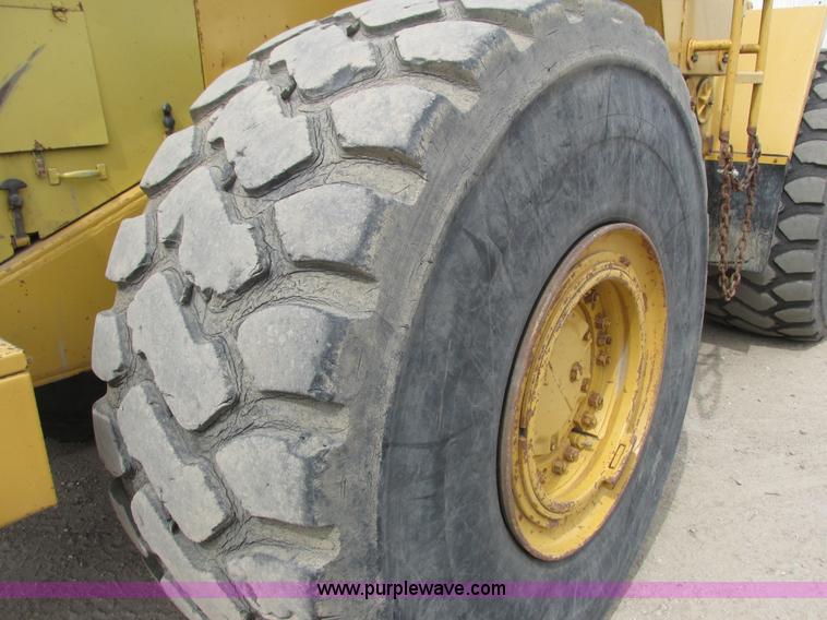 image for item J1775 1985 Caterpillar 980C wheel loader