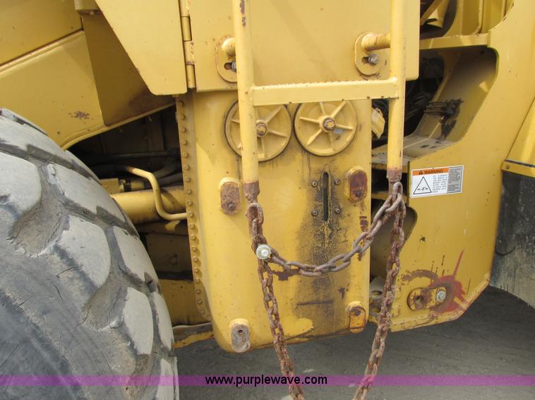 image for item J1775 1985 Caterpillar 980C wheel loader