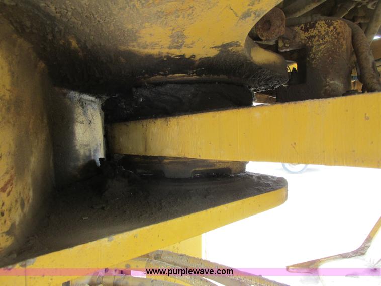 image for item J1775 1985 Caterpillar 980C wheel loader