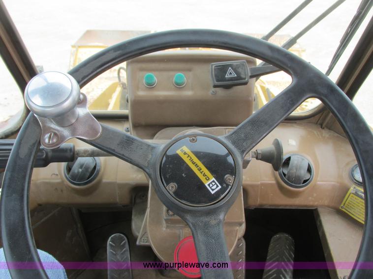 image for item J1775 1985 Caterpillar 980C wheel loader