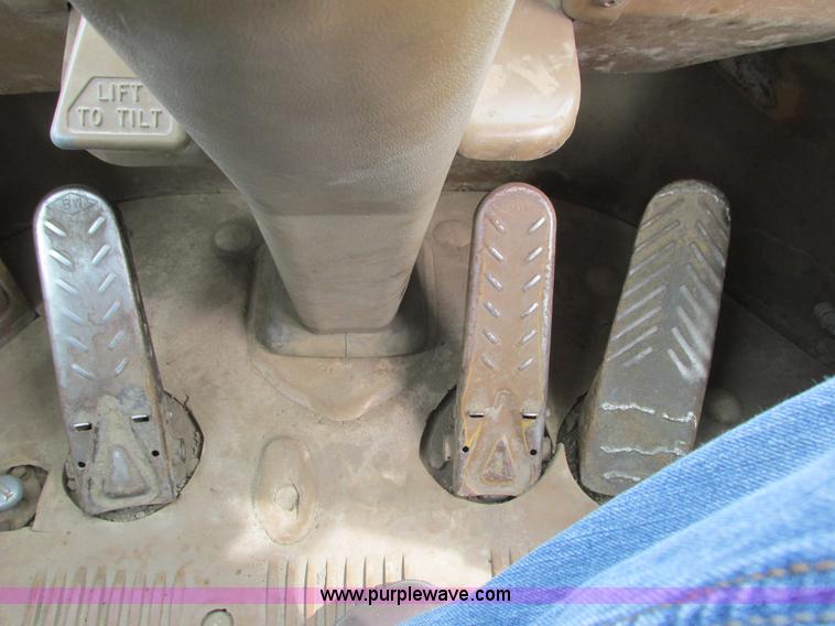 image for item J1775 1985 Caterpillar 980C wheel loader